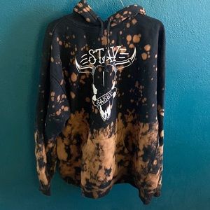 Hoodie sweat shirt says stay sassy brand is girrlscout